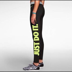 Nike Pro leggings